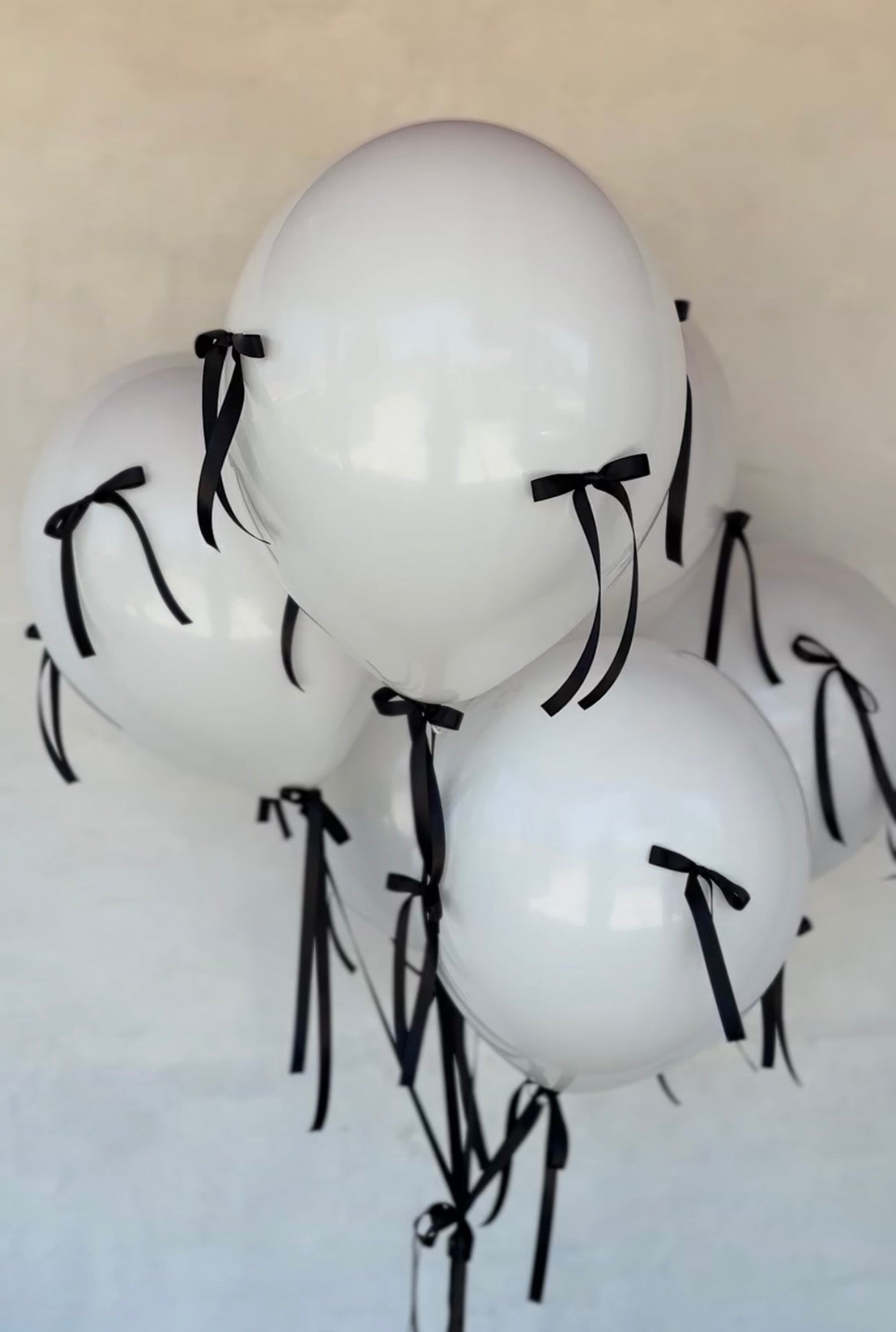 BOW Balloon Bouquet BLK