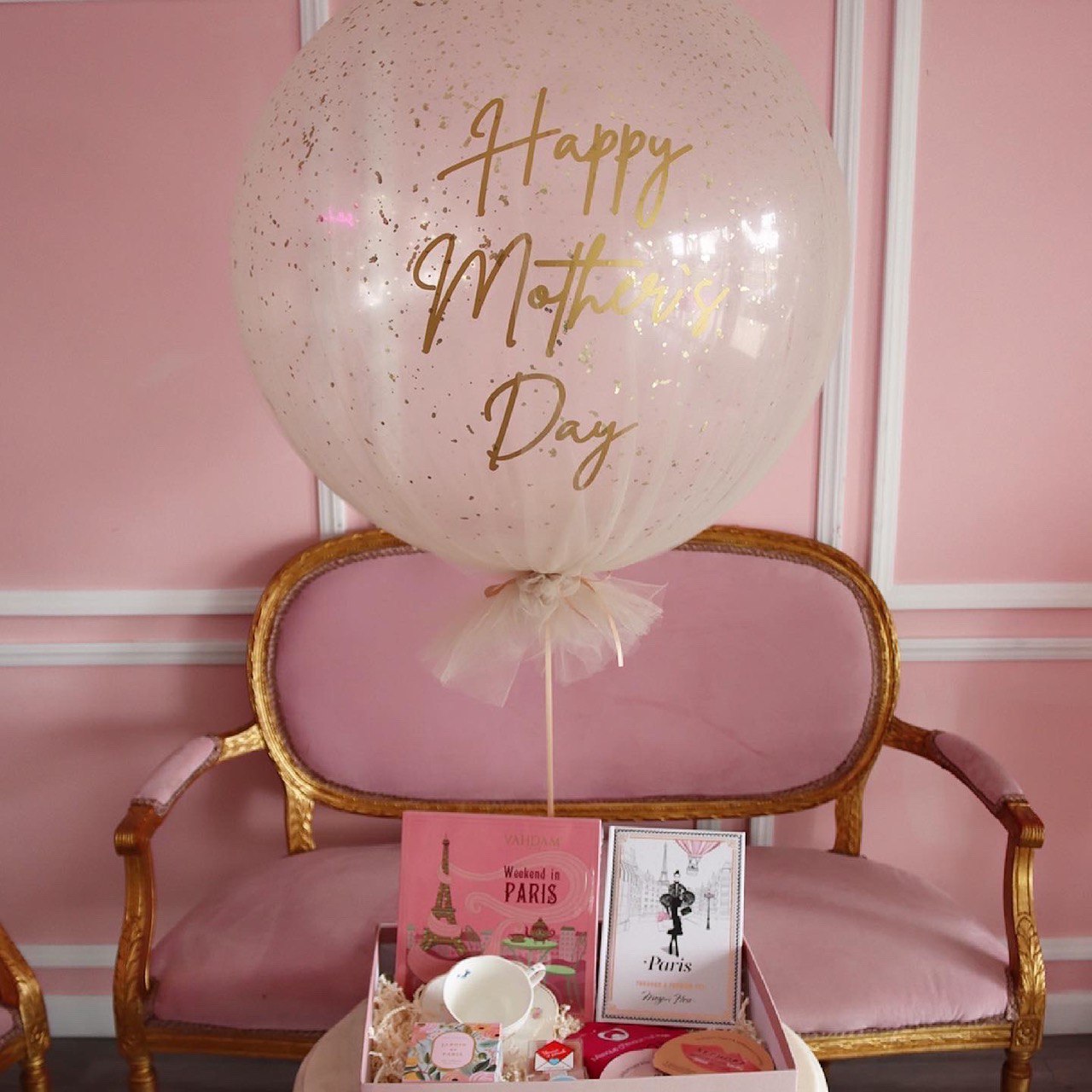 Mother's Day Gift Basket with Balloon